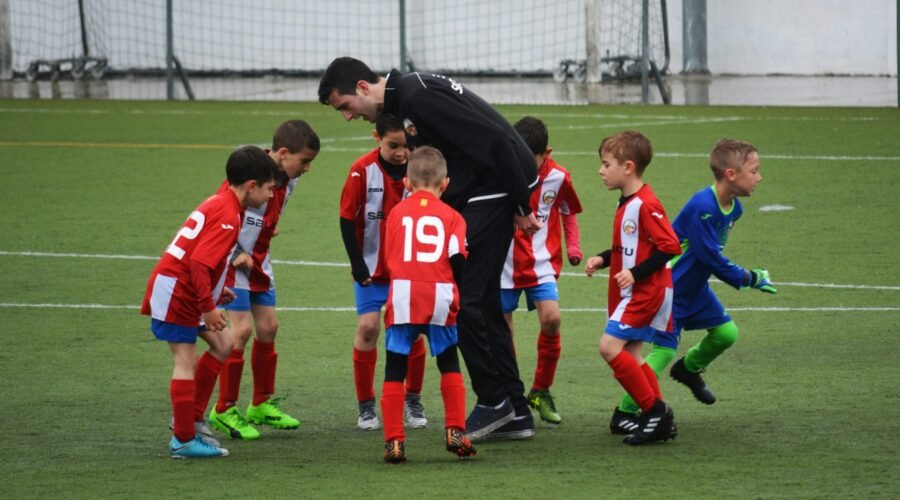 How Freelance Coaches Can Stand Out in a Growing UK Market